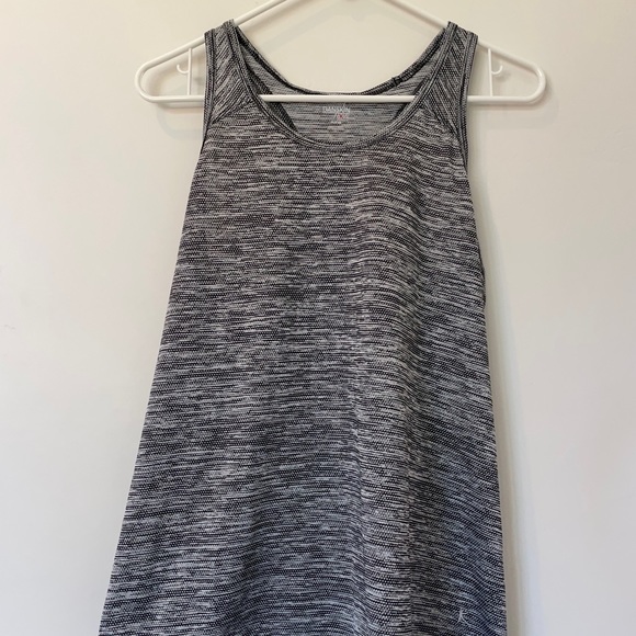 GRAY WORKOUT TANK FROM DANSKIN SIZE M - Picture 1 of 7